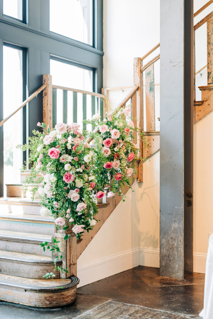 beautiful wedding reception details of a luxury wedding photographed by the carters creative wedding photographers in South Carolina